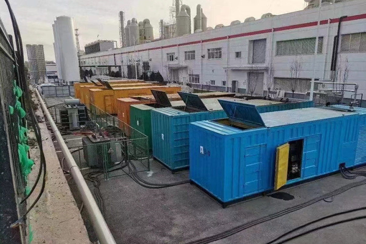 高昌发电机租赁施工现场